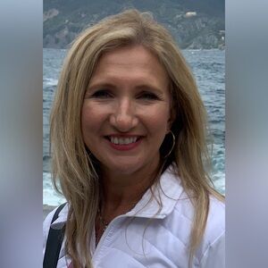 Meet your Posher, Alyce